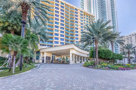 2501 S Ocean Drive Hollywood FL 33019