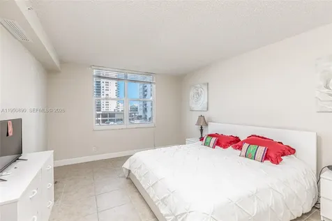 2501 S Ocean Drive Hollywood FL 33019