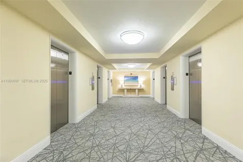 2501 S Ocean Drive Hollywood FL 33019