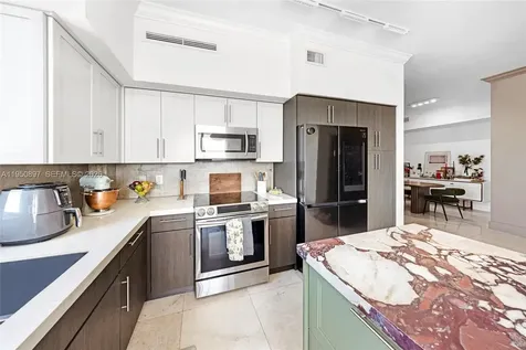 1745 E Hallandale Beach Boulevard Hallandale Beach FL 33009
