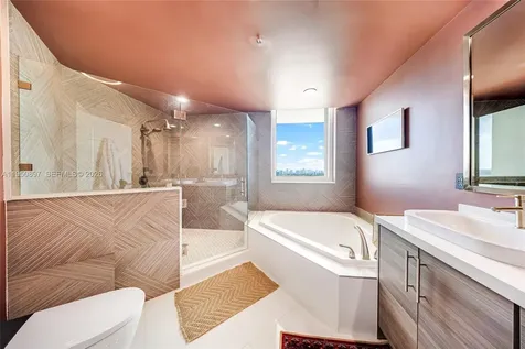 1745 E Hallandale Beach Boulevard Hallandale Beach FL 33009