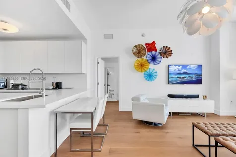 6799 Collins Avenue Miami Beach FL 33141