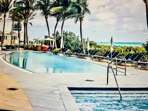 6799 Collins Avenue Miami Beach FL 33141