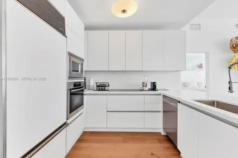 6799 Collins Avenue Miami Beach FL 33141
