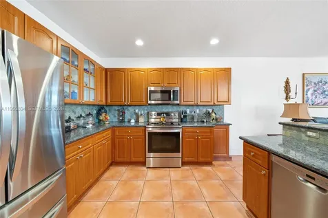 16062 SW 43rd Terrace Miami FL 33185