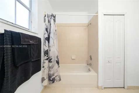 16062 SW 43rd Terrace Miami FL 33185