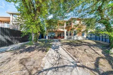 16062 SW 43rd Terrace Miami FL 33185
