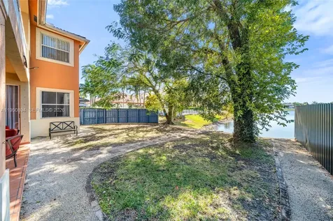16062 SW 43rd Terrace Miami FL 33185