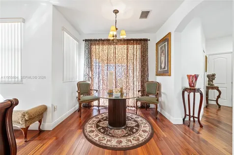 16062 SW 43rd Terrace Miami FL 33185