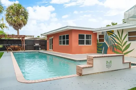 3627 NE 19th Avenue Oakland Park FL 33308