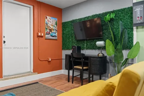 3627 NE 19th Avenue Oakland Park FL 33308