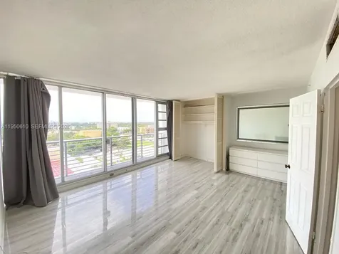 1720 Harrison Street Hollywood FL 33020