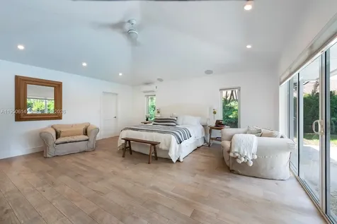 15503 SW 74th Place Palmetto Bay FL 33157
