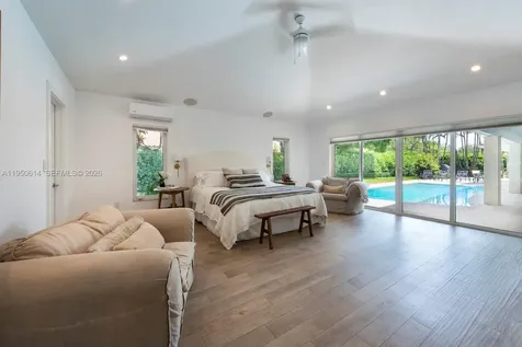 15503 SW 74th Place Palmetto Bay FL 33157