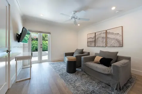15503 SW 74th Place Palmetto Bay FL 33157