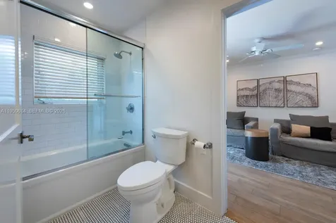 15503 SW 74th Place Palmetto Bay FL 33157