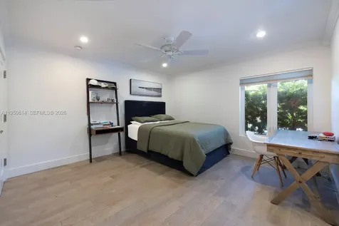 15503 SW 74th Place Palmetto Bay FL 33157