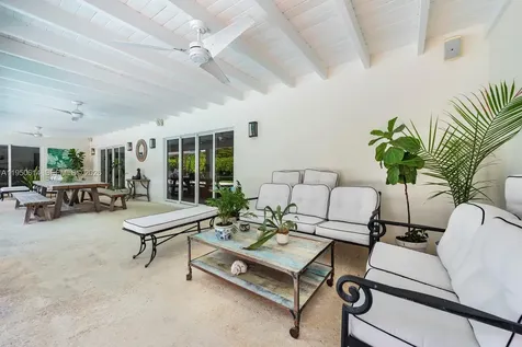 15503 SW 74th Place Palmetto Bay FL 33157