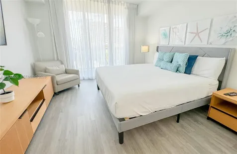 2602 E Hallandale Beach Boulevard Hallandale Beach FL 33009