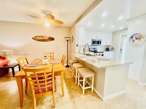 1501 S Ocean Boulevard Lauderdale By The Sea FL 33062