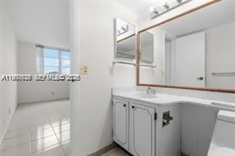 9220 S Hollybrook Lake Drive Pembroke Pines FL 33025