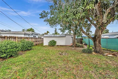 930 N 16th Avenue Hollywood FL 33020