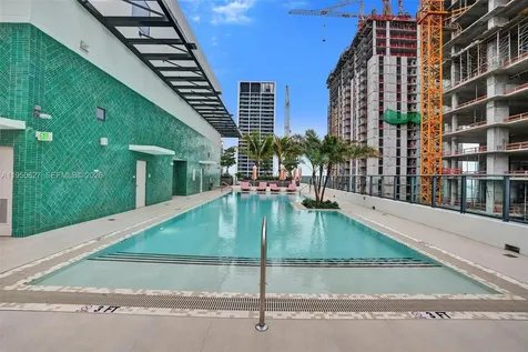 11 NE 6th Street Miami FL 33132