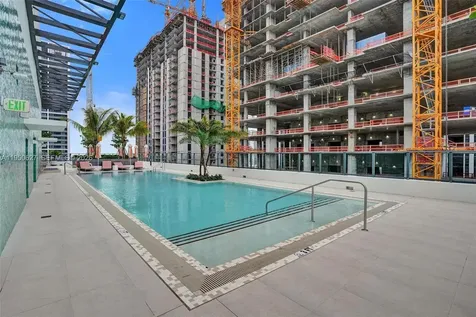 11 NE 6th Street Miami FL 33132