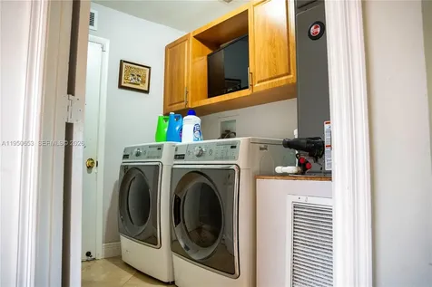 9420 SW 212th Terrace Cutler Bay FL 33189