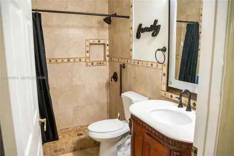 9420 SW 212th Terrace Cutler Bay FL 33189