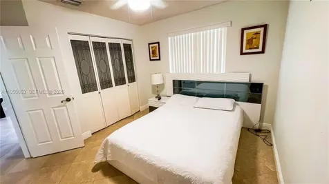 9420 SW 212th Terrace Cutler Bay FL 33189