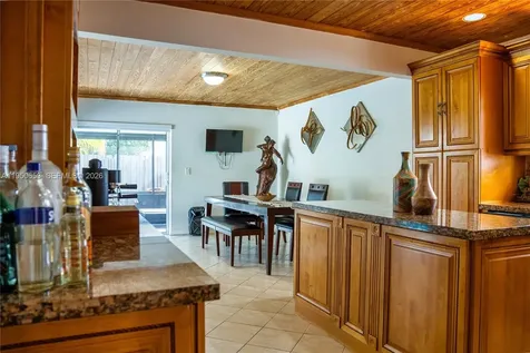 9420 SW 212th Terrace Cutler Bay FL 33189