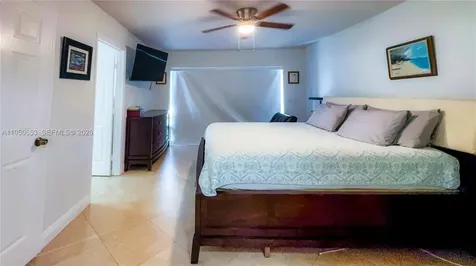 9420 SW 212th Terrace Cutler Bay FL 33189