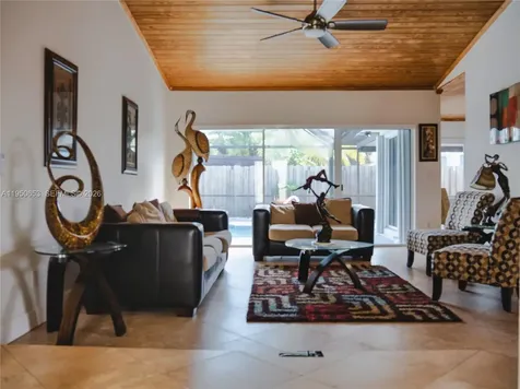 9420 SW 212th Terrace Cutler Bay FL 33189