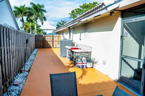 9420 SW 212th Terrace Cutler Bay FL 33189