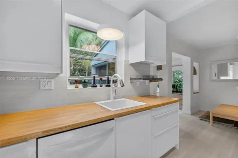 3309 NE 16th Court Fort Lauderdale FL 33305