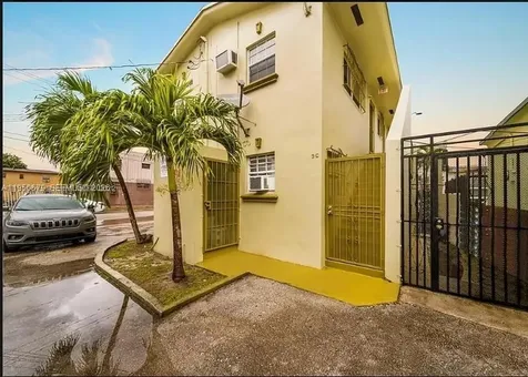 1500 NW 69th Terrace Miami FL 33147