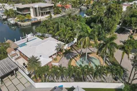 1995 N Hibiscus Drive North Miami FL 33181