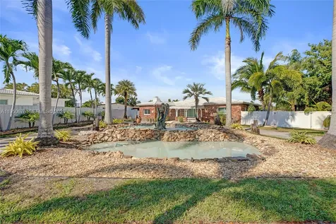 1995 N Hibiscus Drive North Miami FL 33181