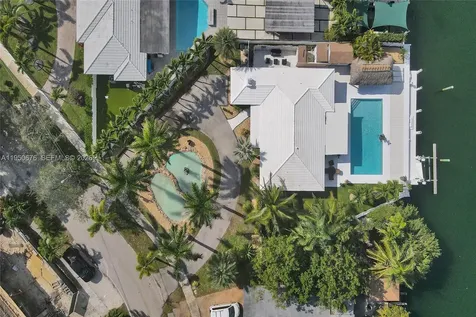 1995 N Hibiscus Drive North Miami FL 33181