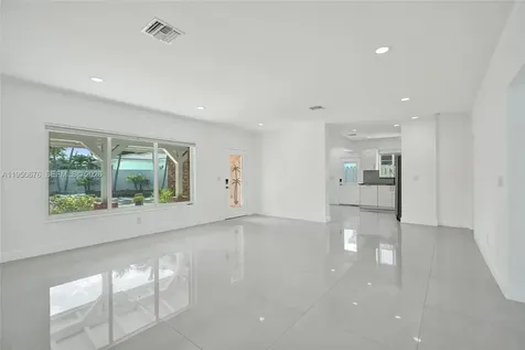 1995 N Hibiscus Drive North Miami FL 33181