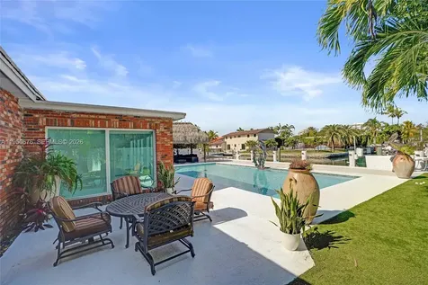 1995 N Hibiscus Drive North Miami FL 33181