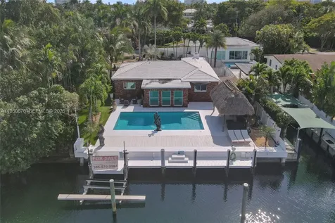 1995 N Hibiscus Drive North Miami FL 33181