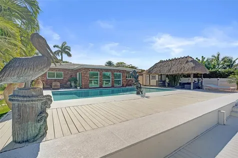 1995 N Hibiscus Drive North Miami FL 33181