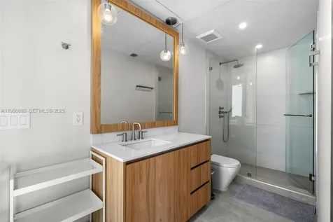 7770 Hawthorne Avenue Miami Beach FL 33141