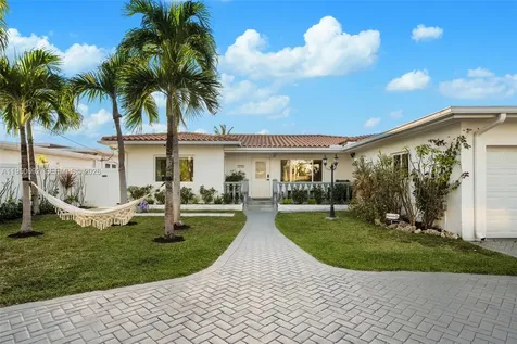 7770 Hawthorne Avenue Miami Beach FL 33141