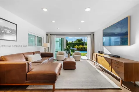 7770 Hawthorne Avenue Miami Beach FL 33141