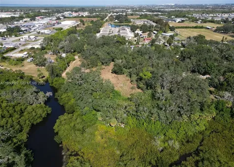 301 E Shell Point Road #77 Tampa FL 33570