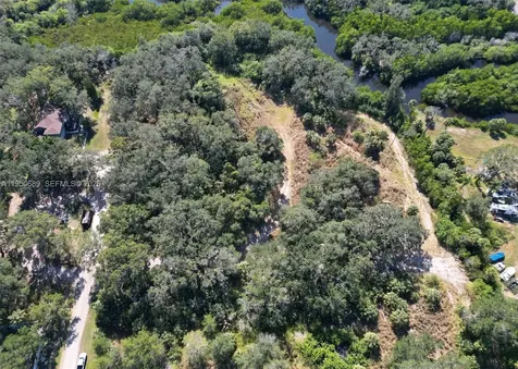 301 E Shell Point Road #77 Tampa FL 33570