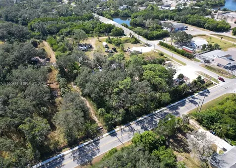 301 E Shell Point Road #77 Tampa FL 33570